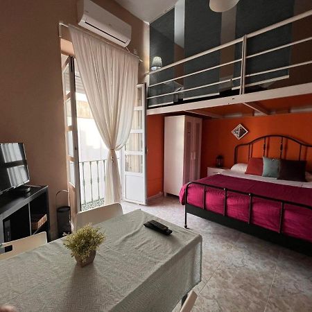 La Maestranza Apartment Rooms Seville Exterior photo