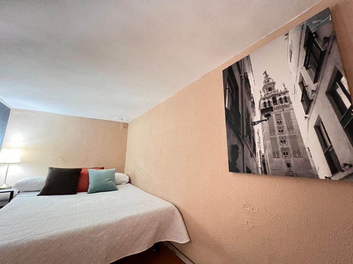 La Maestranza Apartment Rooms Seville Room photo