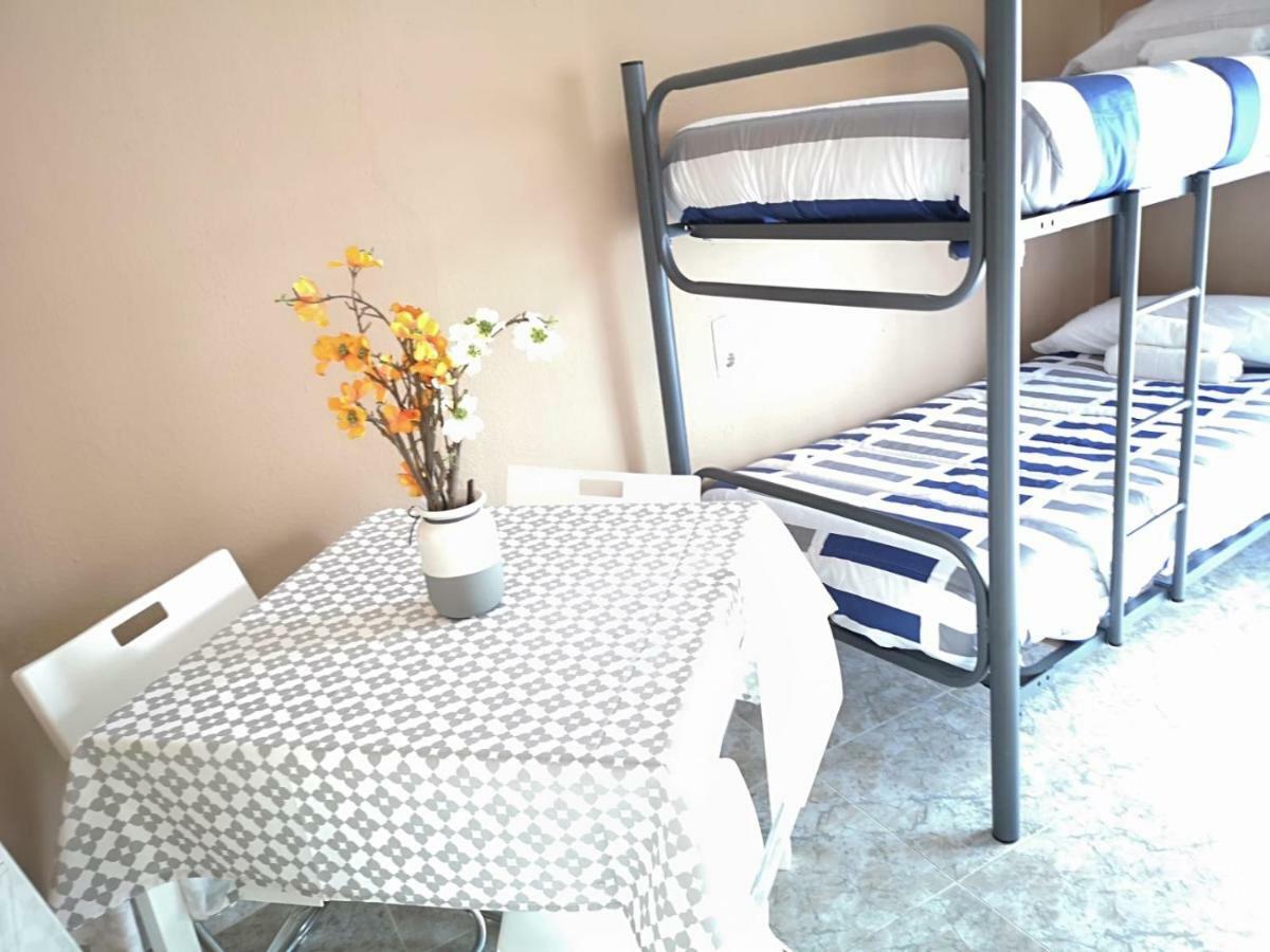 La Maestranza Apartment Rooms Seville Exterior photo