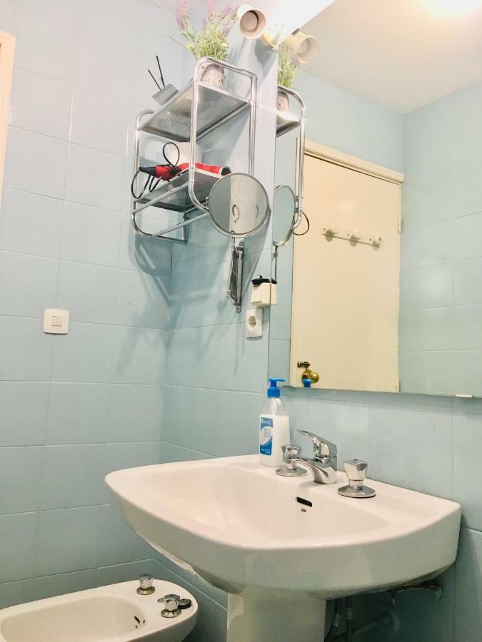 La Maestranza Apartment Rooms Seville Exterior photo