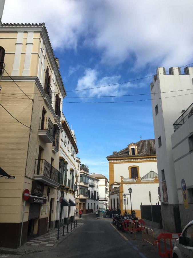 La Maestranza Apartment Rooms Seville Exterior photo