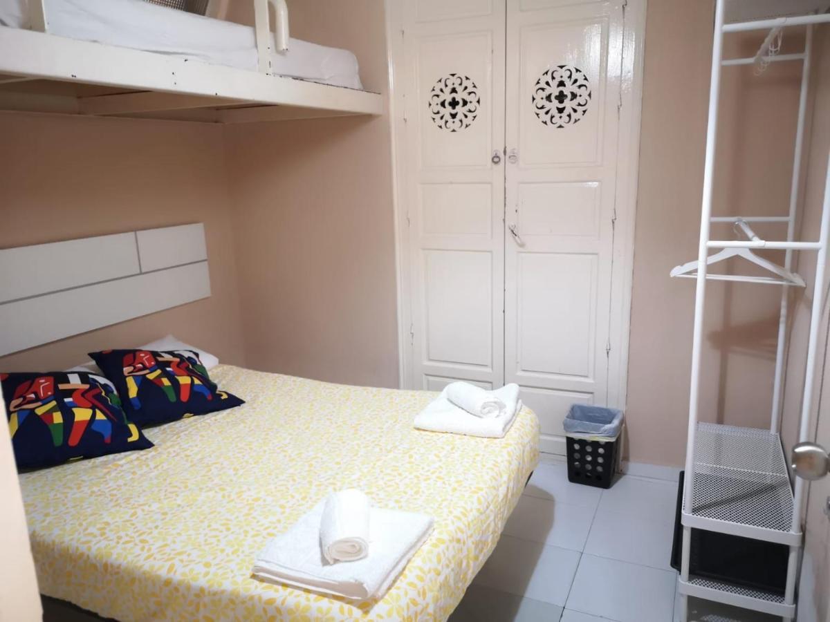 La Maestranza Apartment Rooms Seville Exterior photo